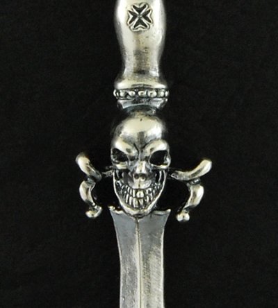 画像4: Quarter Dagger With Skull Pendant