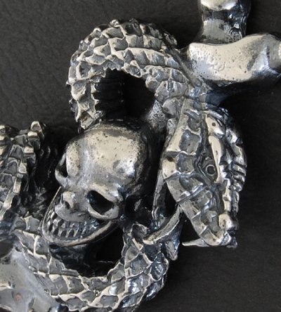 画像4: Skull On Snake Pendant