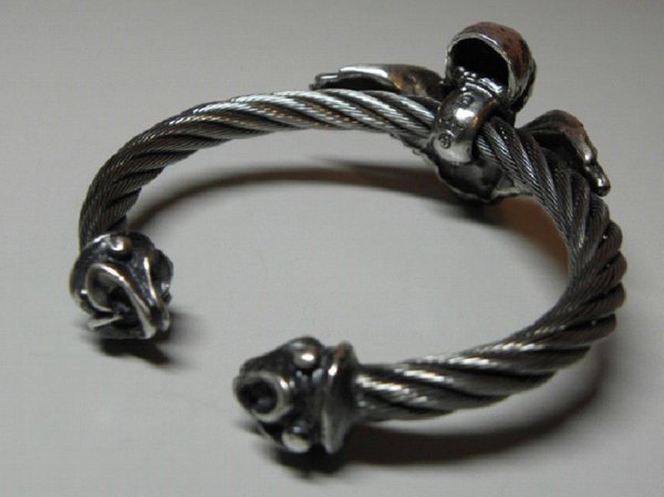 画像4: Wing Skull With Roller Tip Wire Bangle (4)