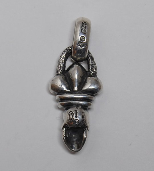 画像4: Skull Crown With Chiseled Loop & H.W.O Pendant (4)