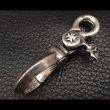 画像11: Skull On Clip With Triangle Hook (11)