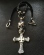 画像20: Large Skull With Hammer Cross & Braid Leather Necklace (20)