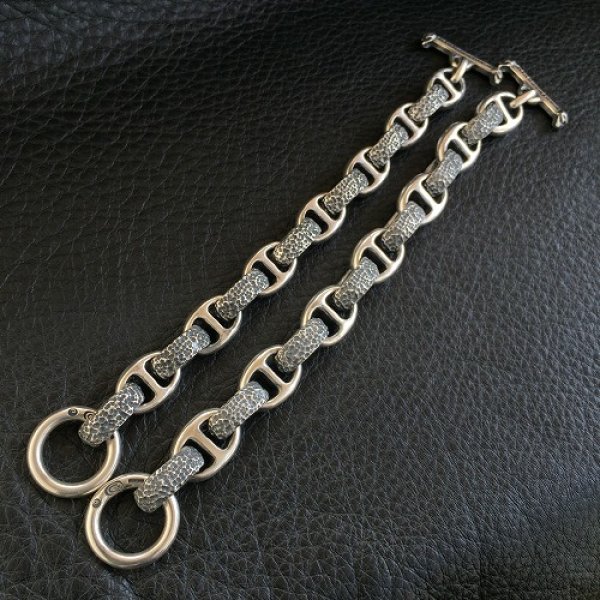 画像2: Miracle Smooth Anchor & Chiseled Largest H.W.O Links Bracelet (2)