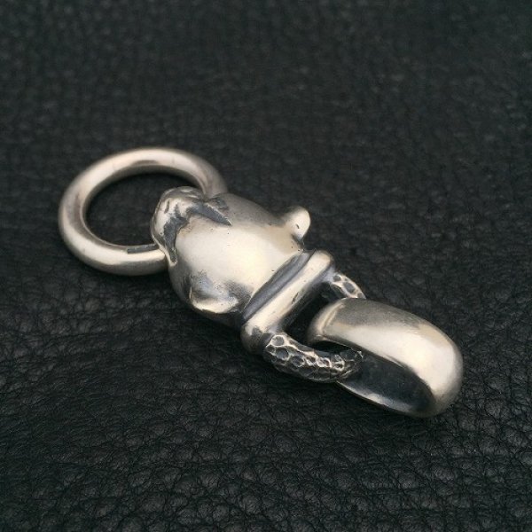 画像7: Panther With Chiseled Loop & Smooth H.W.O Pendant (7)