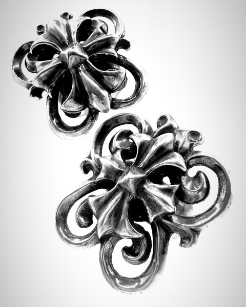 画像4: Half Cross on Butterfly Ring (4)