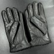 画像2: Single Skull Button Ram Skin Gloves (2)