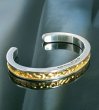 画像7: Pure Gold Wrap 7.5 x 4.5mm Wide Side Flat Chiseled Reel Bangle (7)