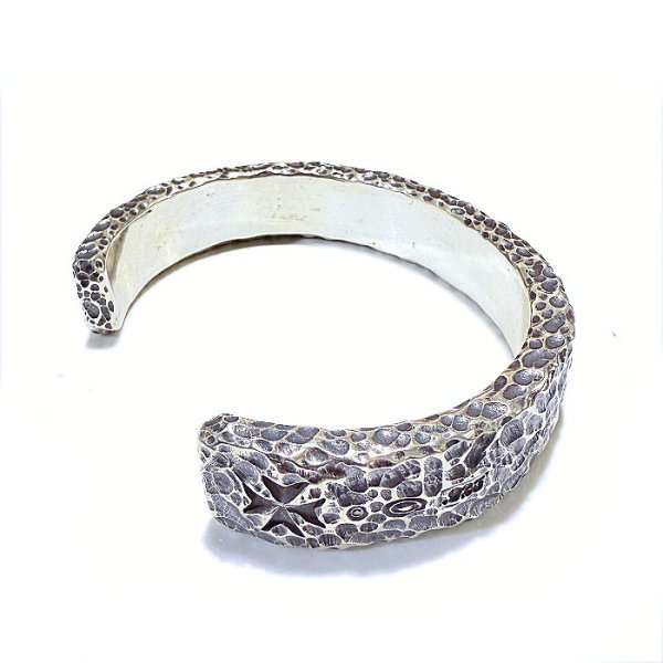 画像4: 17mm Large Chiseled Flat Bar Bangle Bold (4)