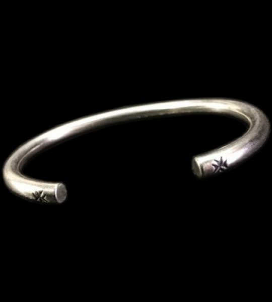 Gaboratory Wire O-Ring Bangle (4.5mm)