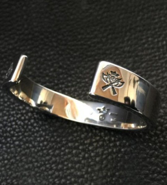 画像10: 18k Gold Raised G&Crown Flat Bar Bangle Bold (10)