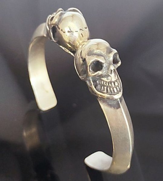 画像1: Double Miracle Skull Triangle Wire Bangle (1)