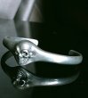 画像1: Old Single Skull Bangle (Black Finish) ※即納品あり (1)