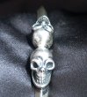 画像6: Quarter Floating Skull Triangle Wire Bangle (6)