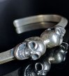 画像4: Quarter Floating Skull Triangle Wire Bangle (4)