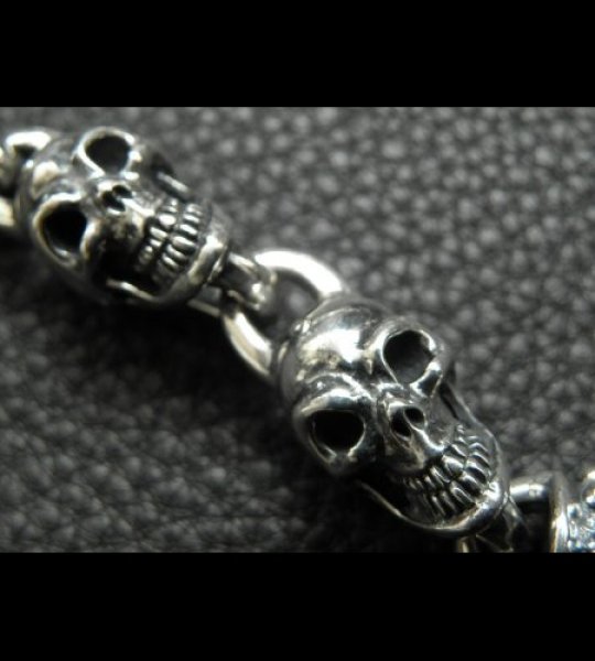 画像4: Stud Bolo Neck Old Bulldog With 7-Skull Links Bracelet (4)