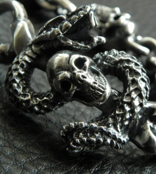 画像14: Half Snake Born With 4Skulls Bracelet (14)