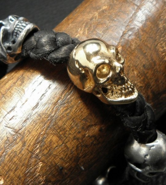 画像15: 18k Gold Single Skull In All Skull Links Braid Leather Bracelet (15)