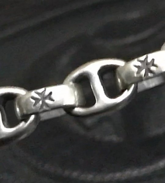 画像6: Quarter Old Bulldog With H.W.O & Anchor Links Bracelet (6)