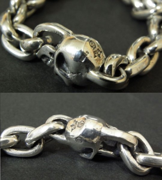 画像2: Single Slant Head Skull With Small Oval Chain Links Bracelet (2)