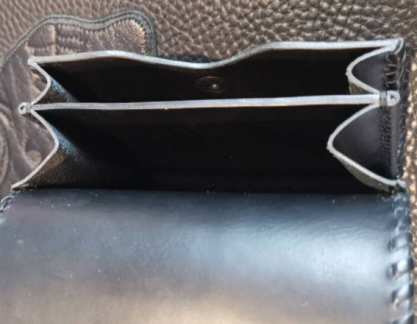 画像4: Saddle Leather Large Coin & Card Case With Lacing (Black) (4)