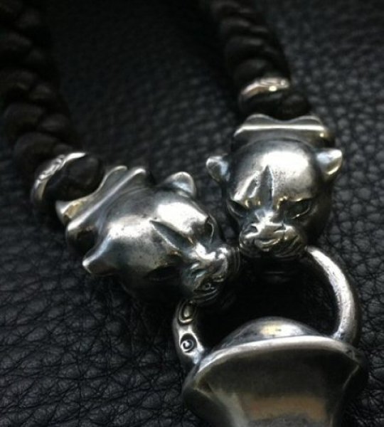 画像6: Large Skull On 2Skulls Hammer Cross Double Face Dagger With 2Panthers Braid Leather Necklace (6)