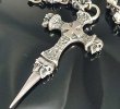 画像11: Quarter Hammer Cross With Half 2Skull & Half Double Face Dagger With Quarter Skull & Small Oval Links Skull On Cross Oval Necklace (11)