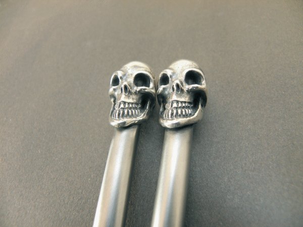 画像4: Skull on chopsticks (4)