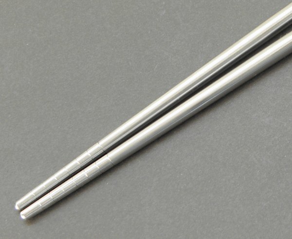 画像5: Skull on chopsticks (5)