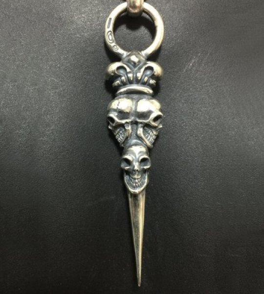 画像12: Triple Skull With Crown Dagger Pendant (12)