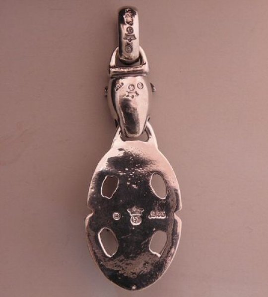 画像3: Bulldog & Sculpted Oval On Skull Pendant (3)