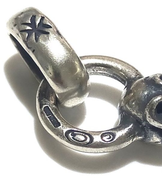 画像7: Quarter 6 Skulls Cross With H.W.O Pendant (7)