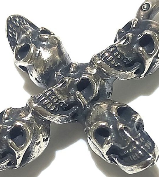 画像6: Quarter 6 Skulls Cross With H.W.O Pendant (6)