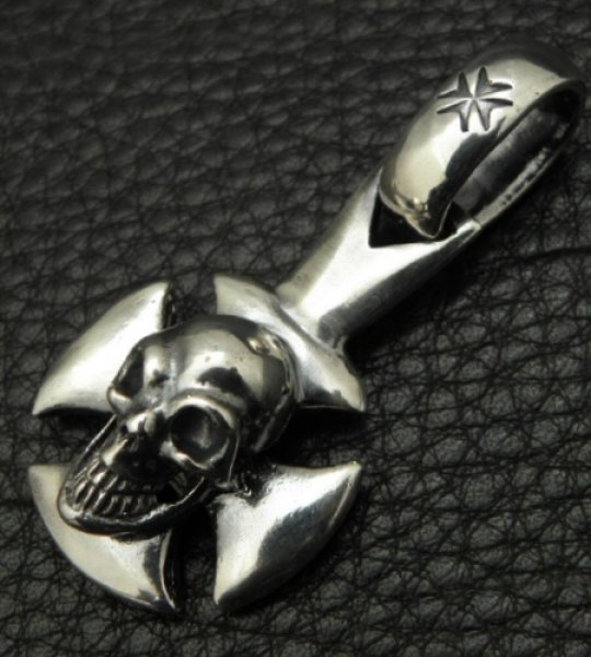 画像7: Skull On Round Cross Pendant (7)