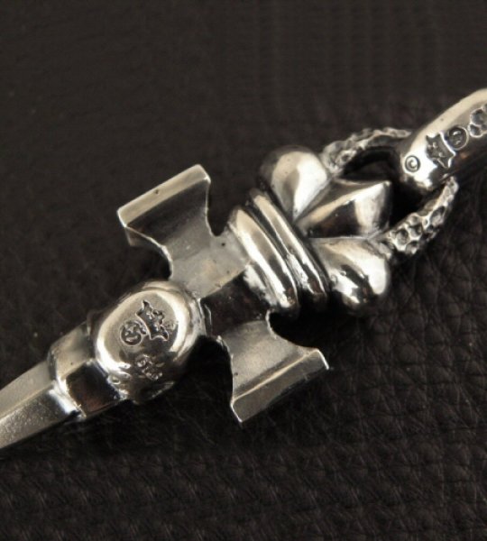 画像6: Crown Single Skull Dagger Square Bottom With Chiseled Loop & H.W.O Pendant (6)