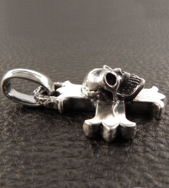 画像5: Skull On Constantin Cross & H.W.O Pendant (5)