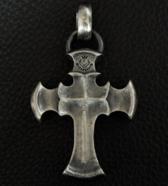 Gaborartory Half Battle-Ax Cross With H.W.O Pendant