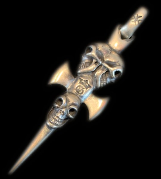 画像1: Half Triple Skull Dagger Pendant (1)