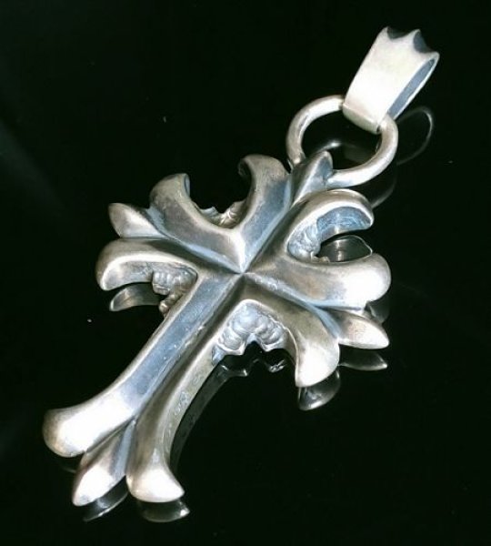画像4: Limited Grooved Long Cross With Chevron Bail Pendant (4)