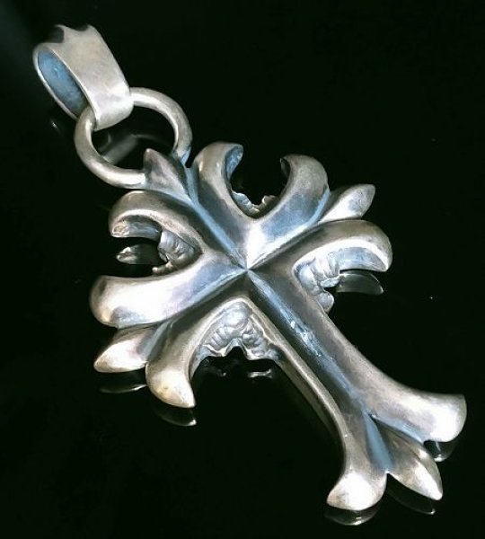 画像5: Limited Grooved Long Cross With Chevron Bail Pendant (5)