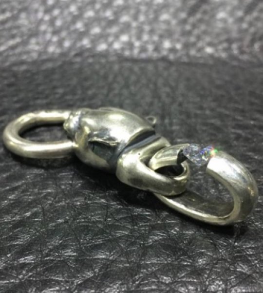 画像6: ZAZA Diamond Line Panther With Floating Diamond H.W.O Pendant (6)