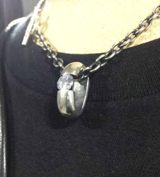 画像11: ZAZA Diamond Line Floating Diamond H.W.O Pendant (11)