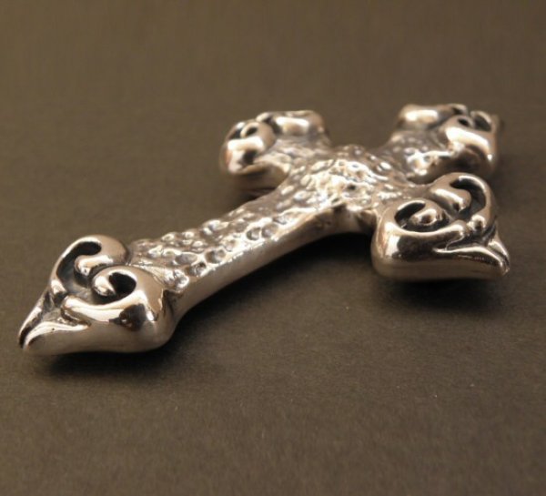画像5: 4Heart chiseled cross Pins (5)