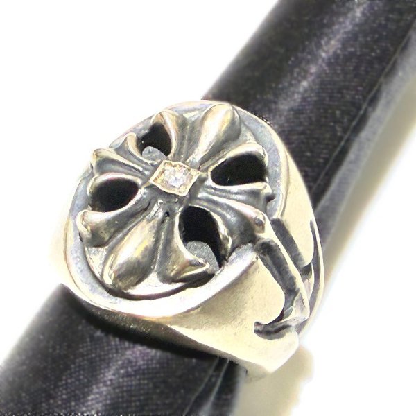 画像2: Cross Oval Signet Ring With CZ Diamond (2)