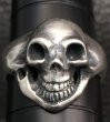 画像3: Old Single Skull Solid Silver Ring (3)