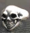 画像9: Old Single Skull Solid Silver Ring (9)