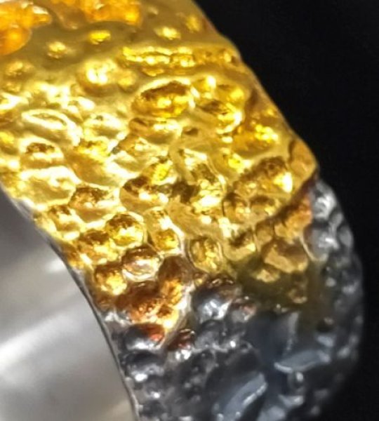 画像13: Pure Gold Wrap Multi Engraved Large Chiseled H.W.O Ring [G&Crown] (13)