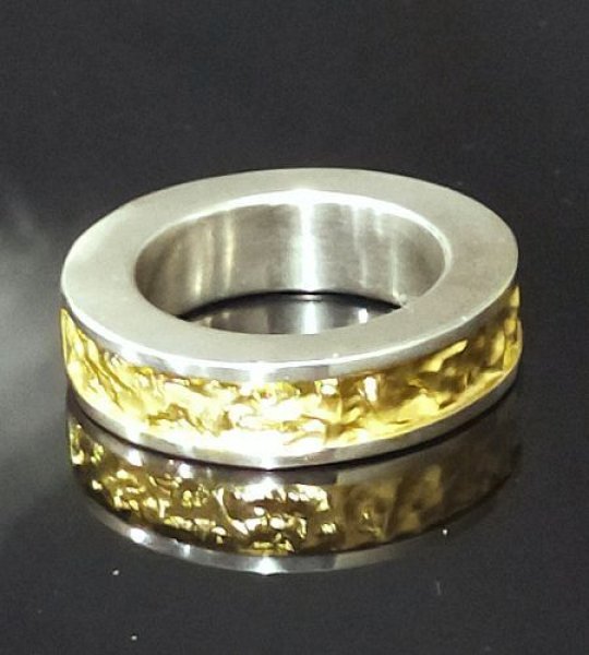 画像14: Pure Gold Wrap 7.5 x 4.5mm Wide Side Flat Chiseled Reel Ring (14)
