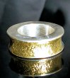 画像7: Smooth & Pure Gold Wrap Mini Textured 10 x 6mm Wide Bolo Neck Reel Ring (7)