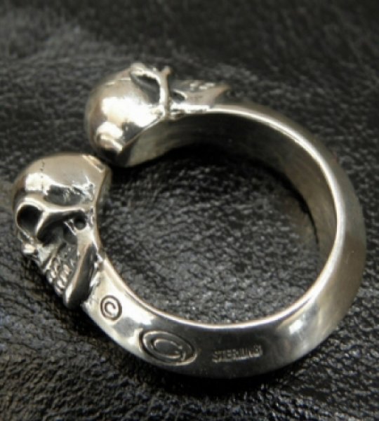 画像4: Quarter Skull With Half Triangle Wire Ring (4)