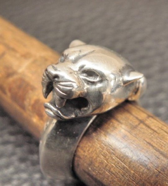 画像19: Half Panther Triangle Wire Bangle Ring (19)